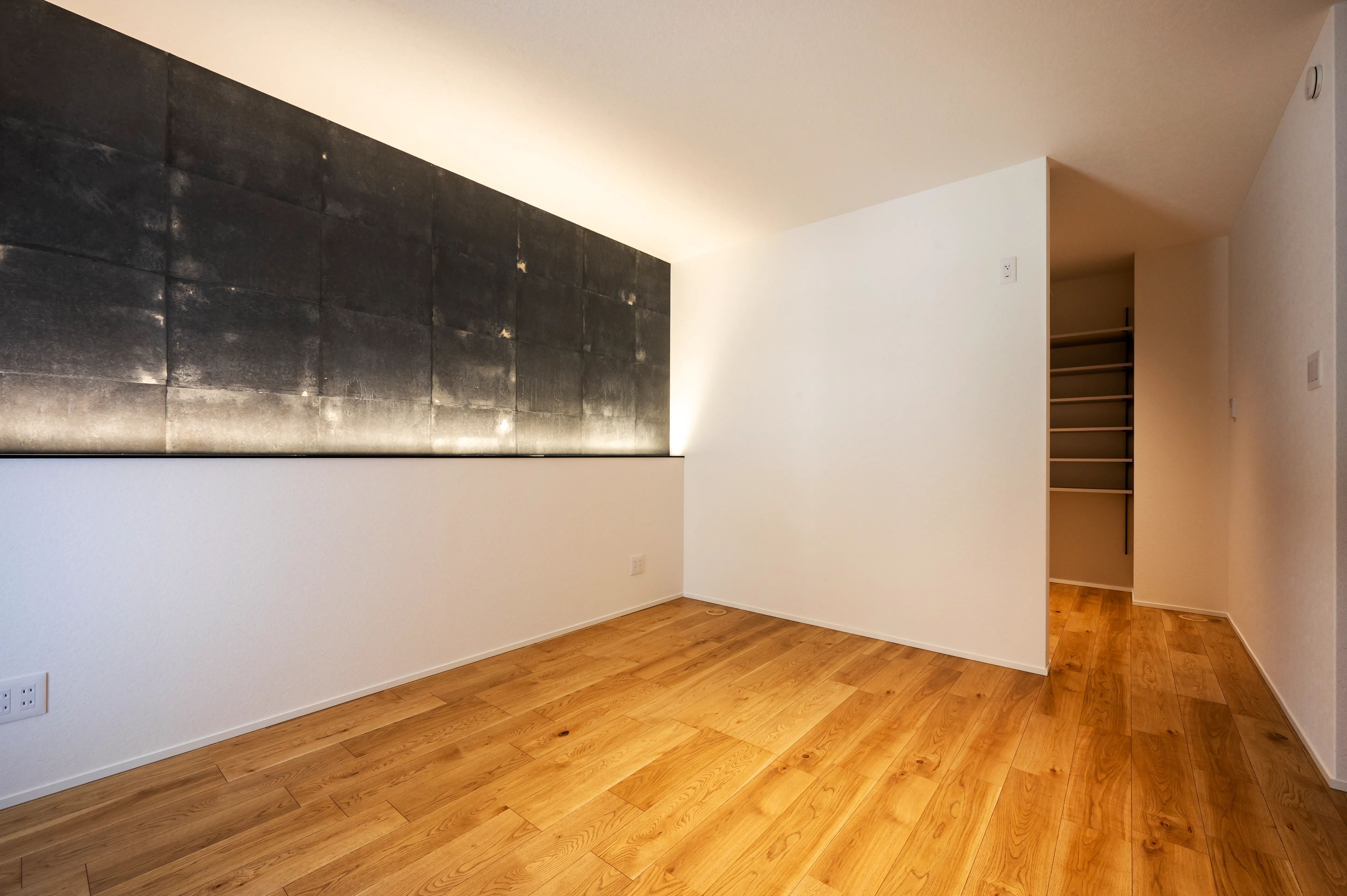 Gallery 07